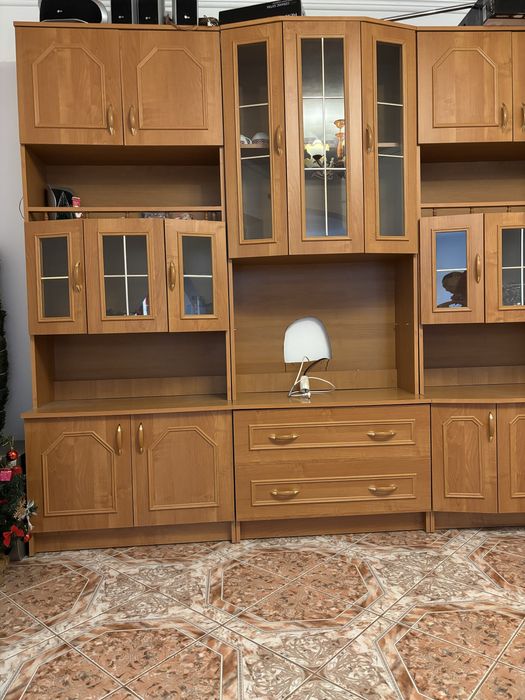 Mobilier living complet, stil clasic, foarte spațios