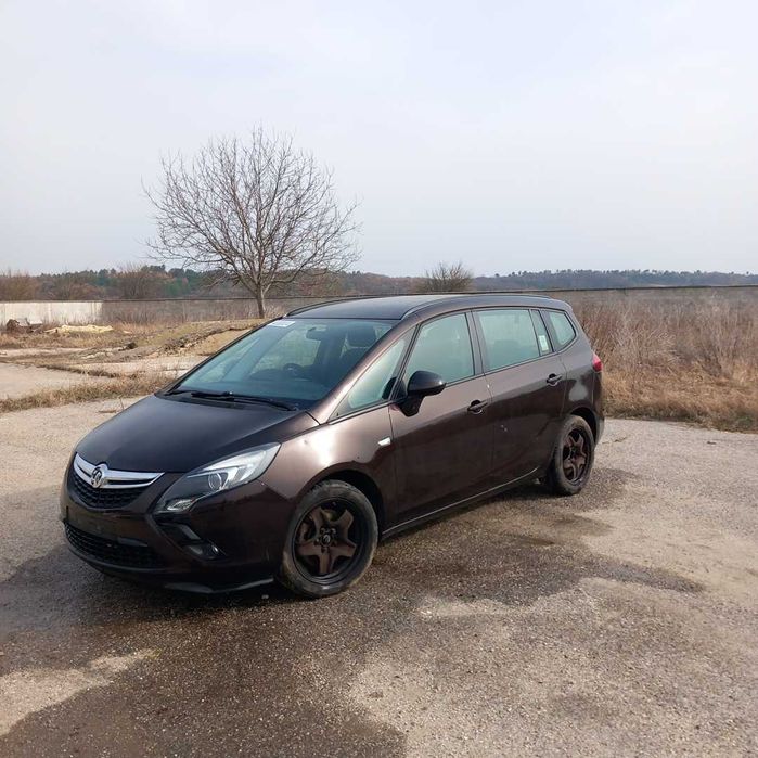 Opel Zafira C Tourer 2,0 CDTI B20DTH 2015/Опел Зафира C кафяв на части