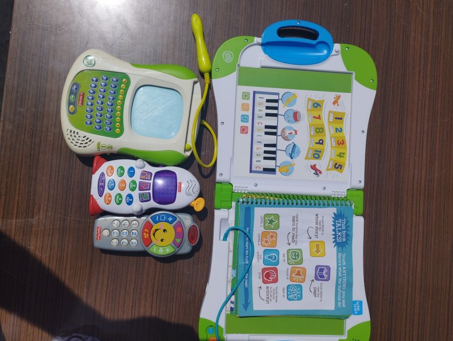 Vând jucării preț discutabil