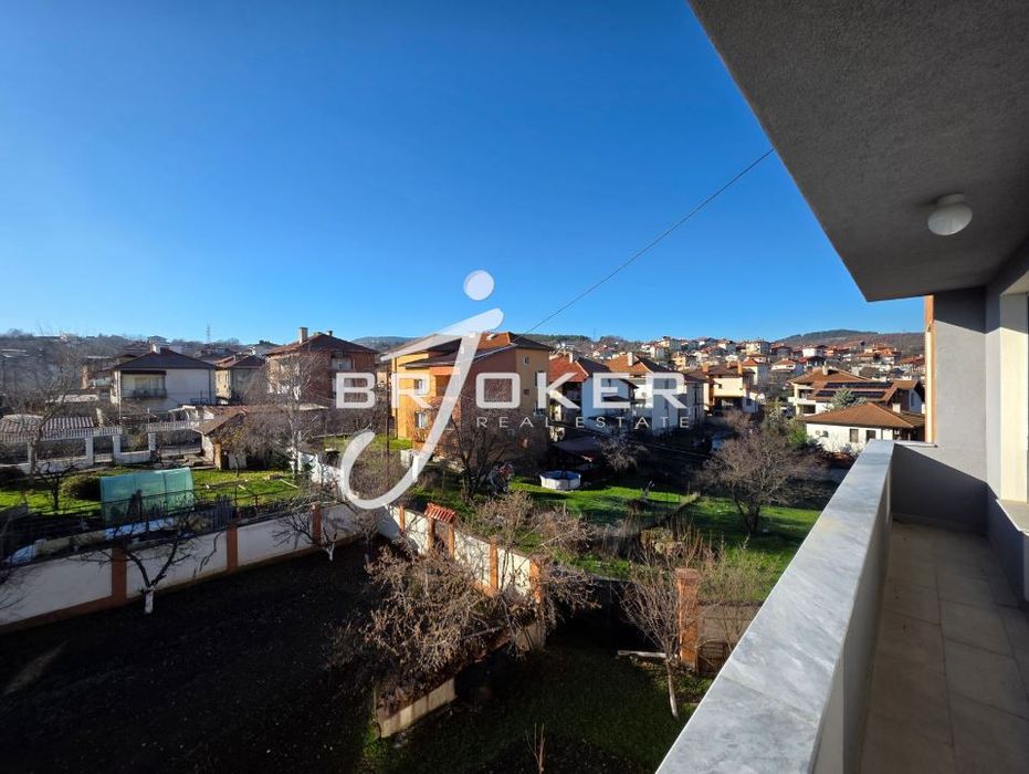 4-стаен в Кърджали, област-с.Резбарци