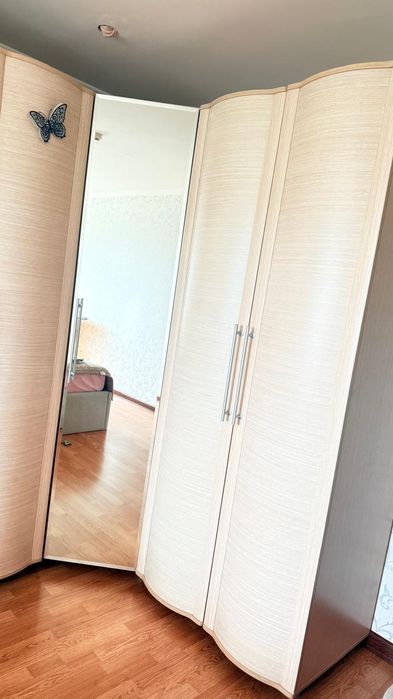 Продам шкаф для одежды