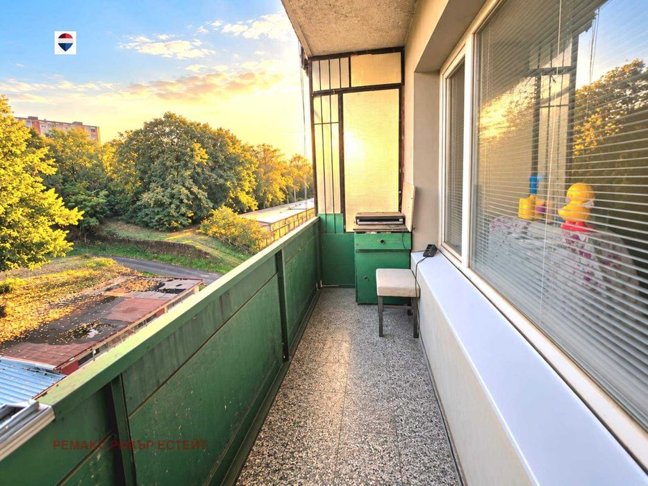 Продава се Двустаен апартамент в Русе, Родина 2 - 68 кв.м за 1803 €/кв.м - Снимка #4