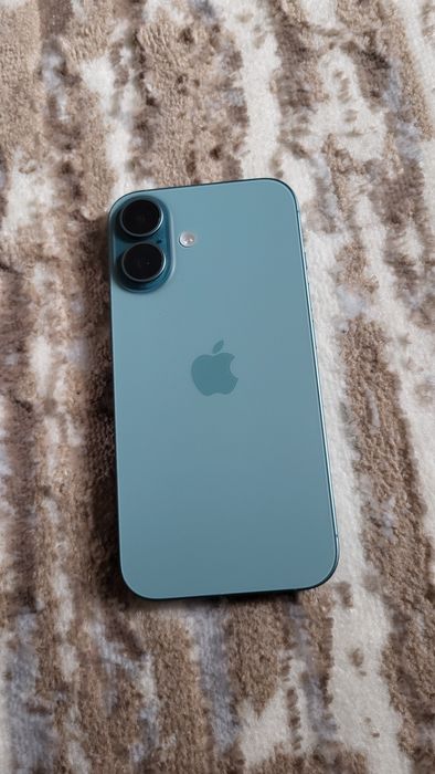 Продам iphone 16 256gb
