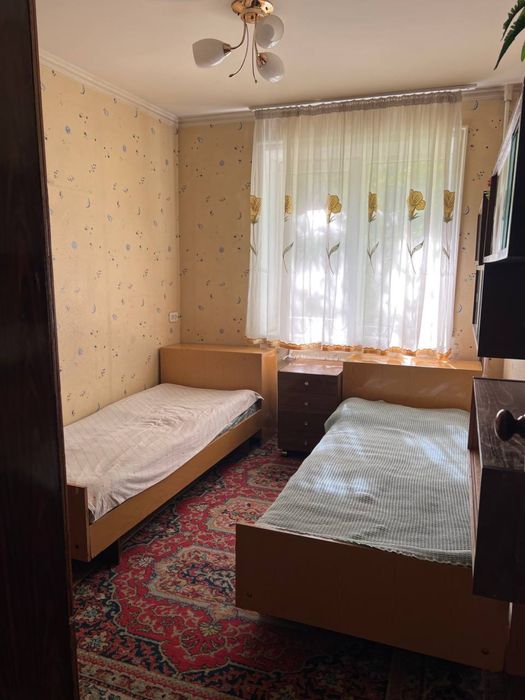 Продается Авиасозлар 4 3/1/5 кирпич мебель техника остается .