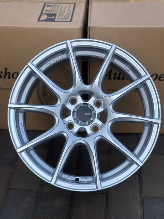 Новый комплект дисков r15 размер 4*100