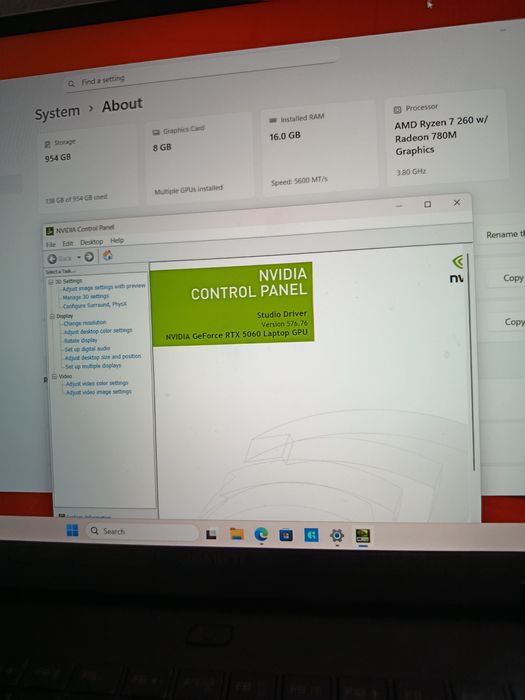 Laptop RTX 5060 RYZEN 7  SSD 1TB ram 16GB  Display 165Hz MUX SWITCH