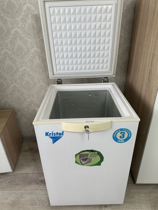 Продам морозильник 92л