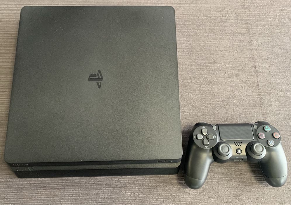 Playstation 4 slim , PS 4 slim 1TB - 166.17€ (325.00 лв)