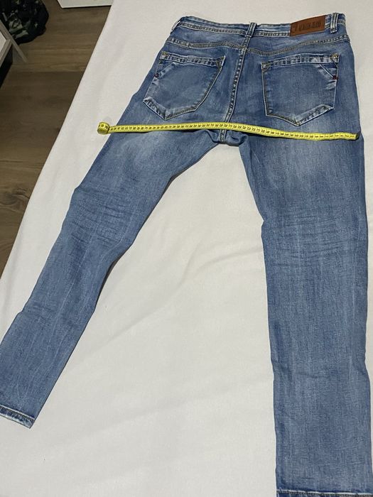 Продавам много готини дънки