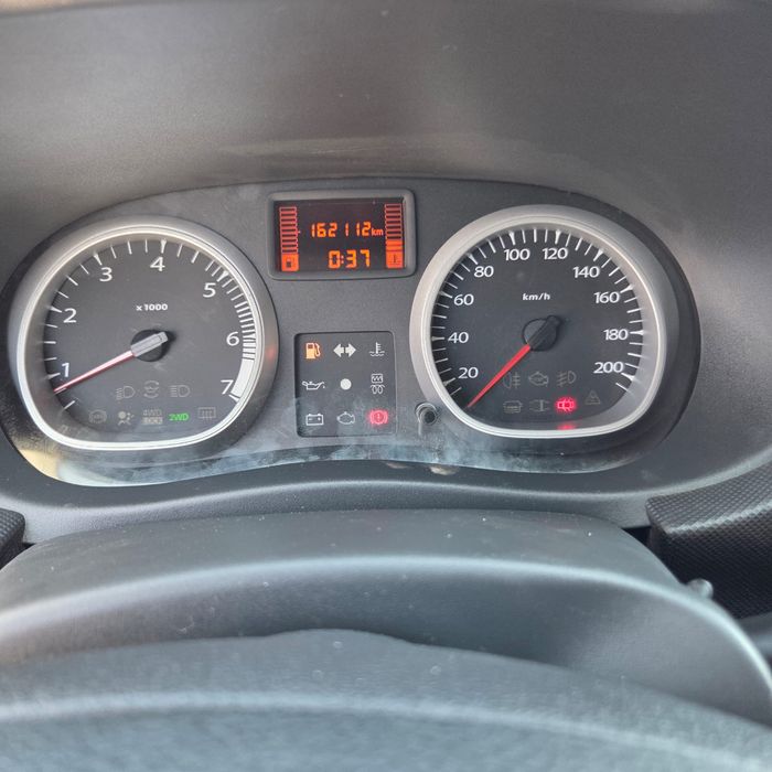 Dacia Duster 4x4 —-1,5 D —-5400€