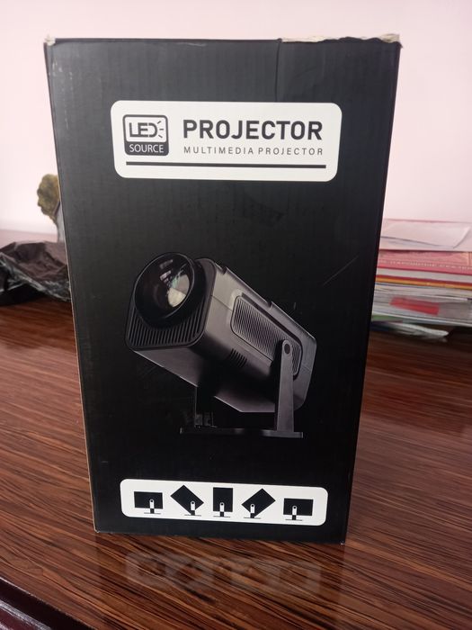 Проектор новый в отличном состоянии