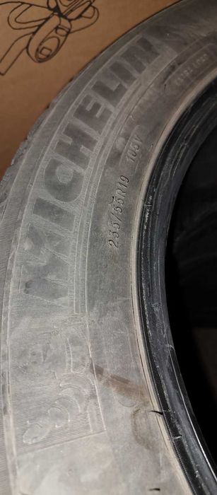 Летни гуми Мишлен, употребявани със 5мм грайфер.
цена за 4-те гуми.