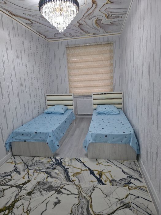 4-tajdan 3 xonalik 85 ov li kvartira uzoq muddatli ijaraga beriladi.