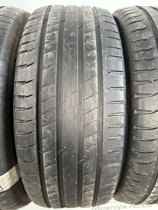 Set anvelope 235/55 R19 vară