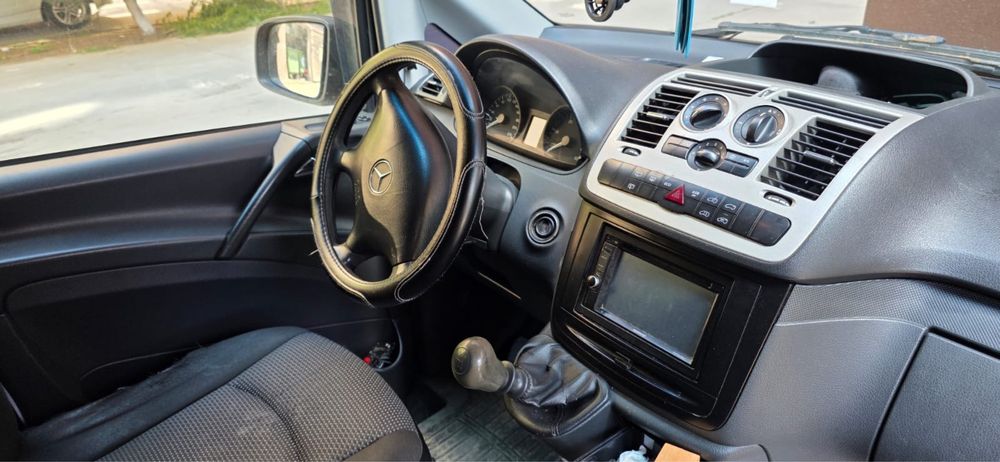 Mercedes Benz Vito