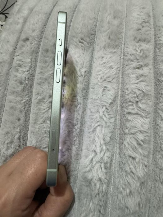 Iphone 15 creen 128gb