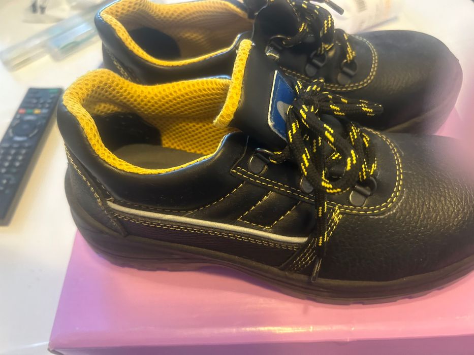 Работни обувки със защита S3