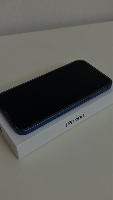Продам iphone 13