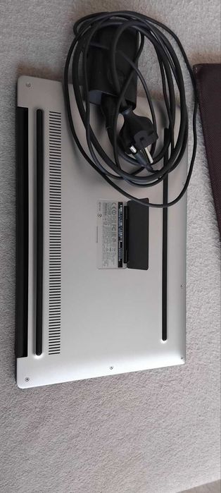 Dell XPS 13 9350 i5-6200U 8GB 256GB SSD M.2 1920x1080 Business Class