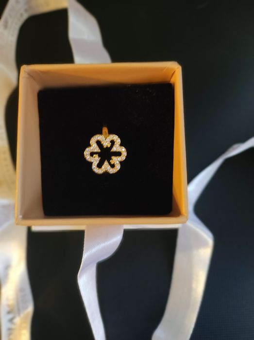 Пръстен Furla с циркониеви камъчета