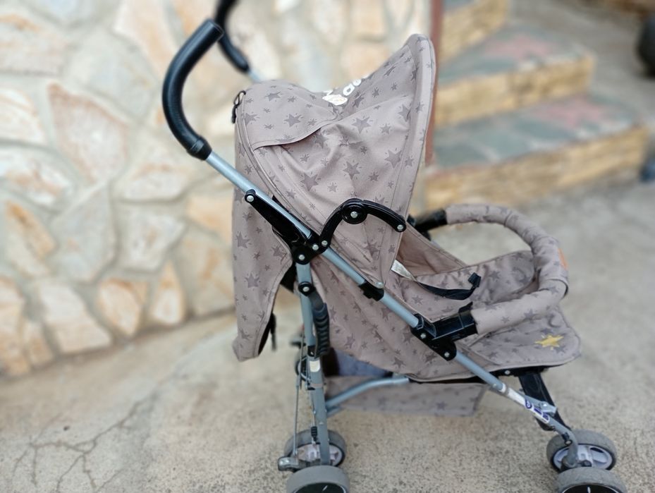 Продавам Детска Количка