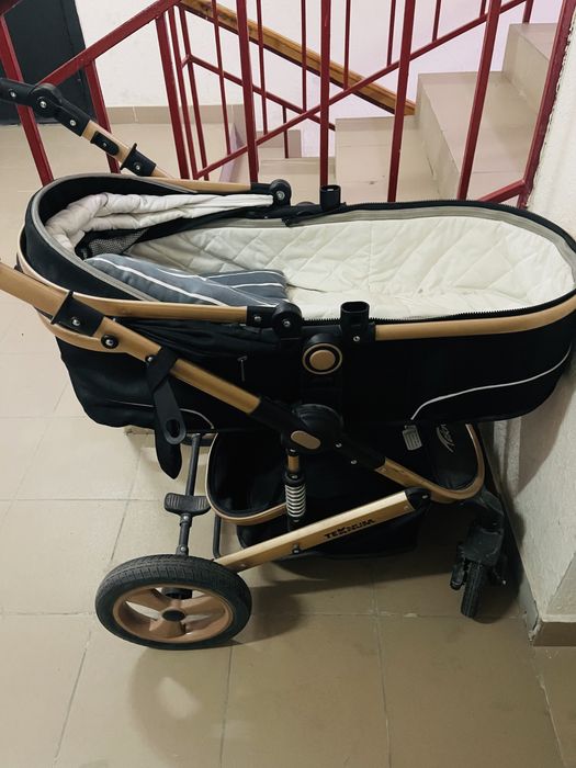 Коляска трансформер  teknum