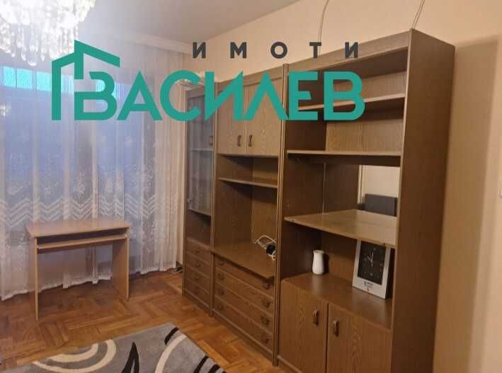 Дава се под наем Двустаен апартамент в София, Център - 50 кв.м за 400 € - Снимка #1