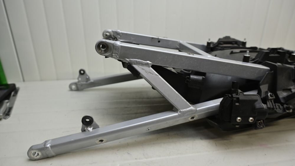 Cadru Codita Spate Cu Undertail Si Suporti Bagaj BMW R1200RT /