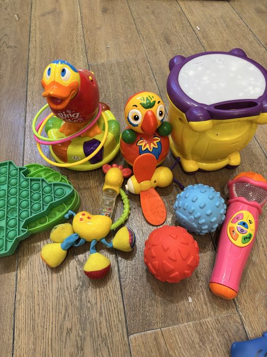 Продаю игрушки, погремушки, грызунки от 0 до 2 лет