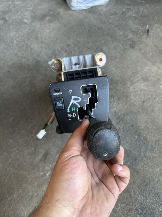 Селектор на Lexus RX 350