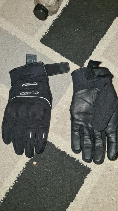 Vand mănuși alpinesstars performance 250ron