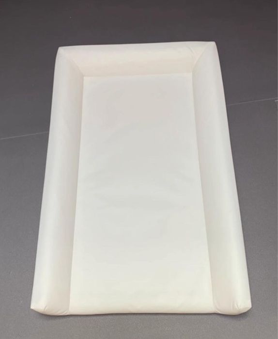 Masa de infasat in stare foarte buna