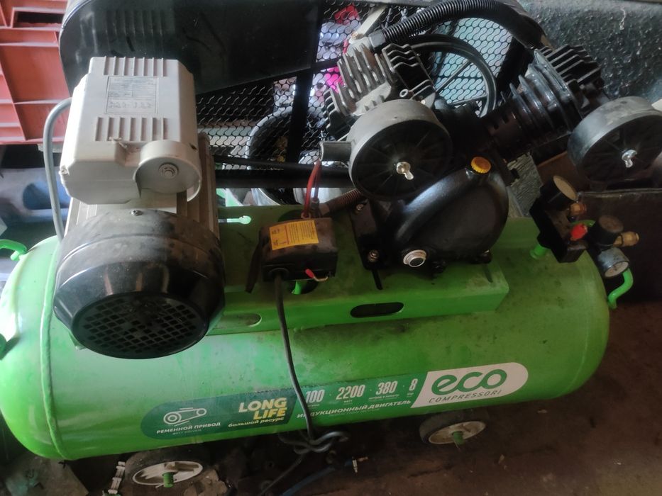 Продам компресор