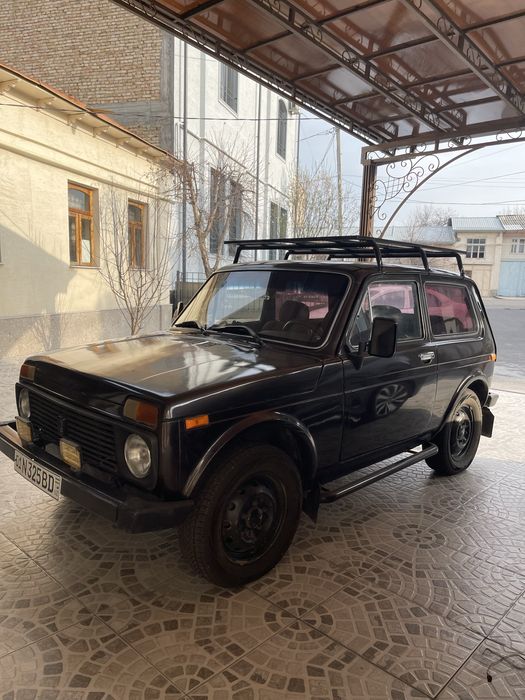 ВАЗ Нива 2121, мотор, ходовой ва редуктор ремонтдан чиқарилган.