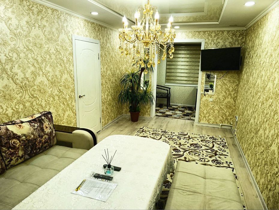 2х комнатная с мебелью и техникой в 8 микрорайоне