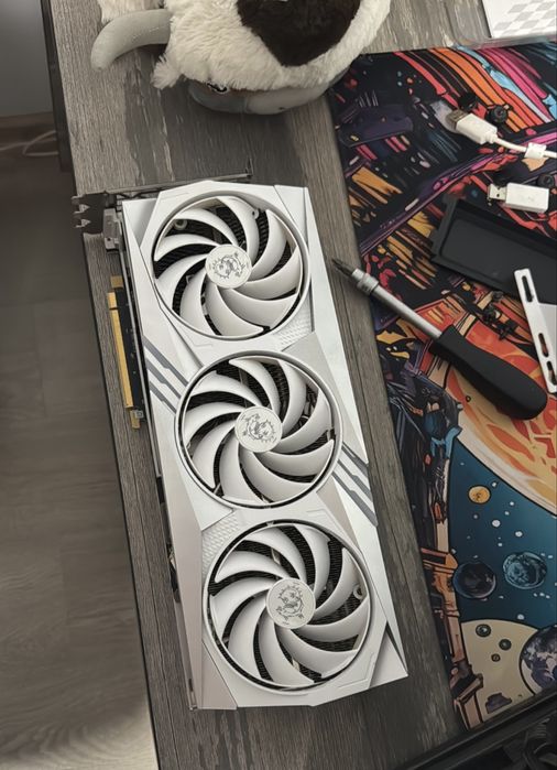 Rtx 4080 MSI gaming trio