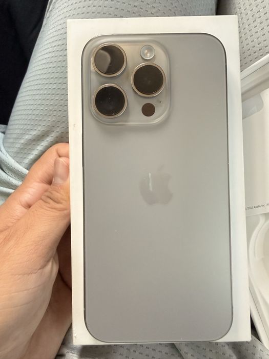Iphone 15 pro продам