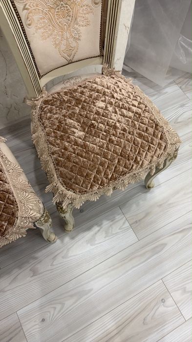 Продам стулья в хорошем состояние