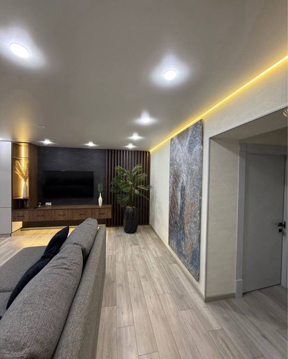 Продается квартира 3х комнатная,Цум,110 школа,78м2