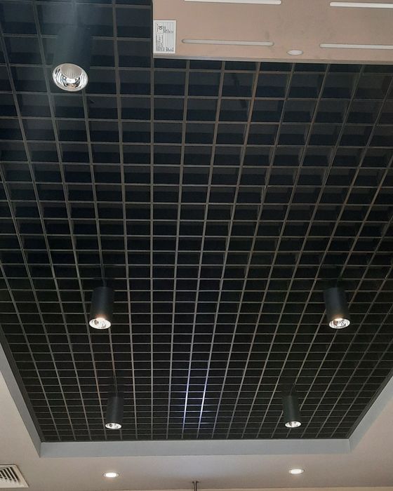 Армстронг и Грильято потолок завод