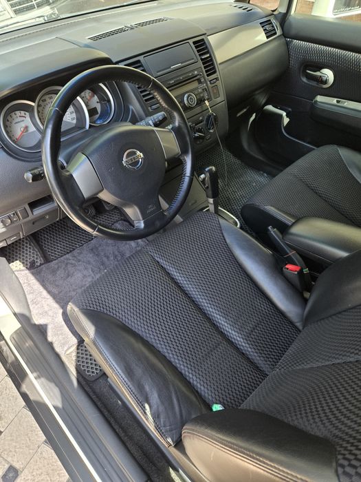 Nissan tiida 2008