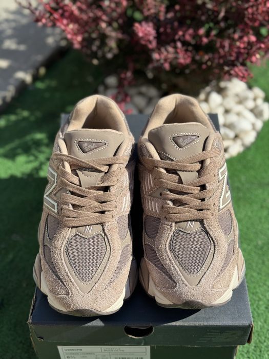 New balance 9060 marimea 36,37,38,39 maro/mushroom noi