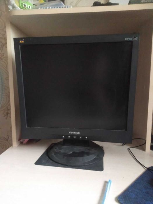 срочно продам монитор ViewSonic за 5000