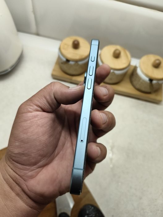 Iphone 16 128 продам