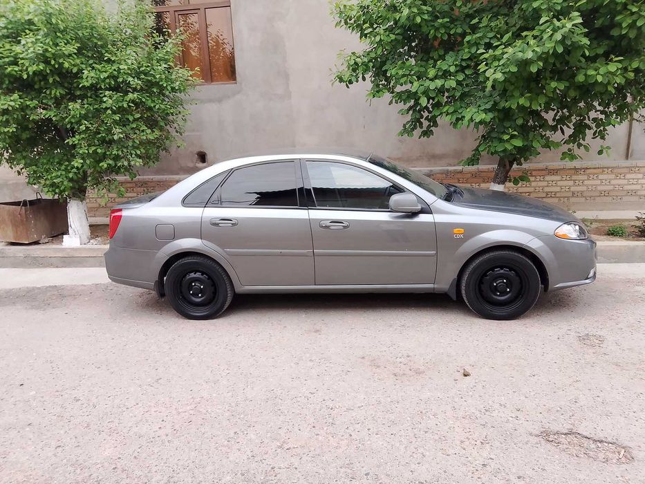 Chevrolet Jentra