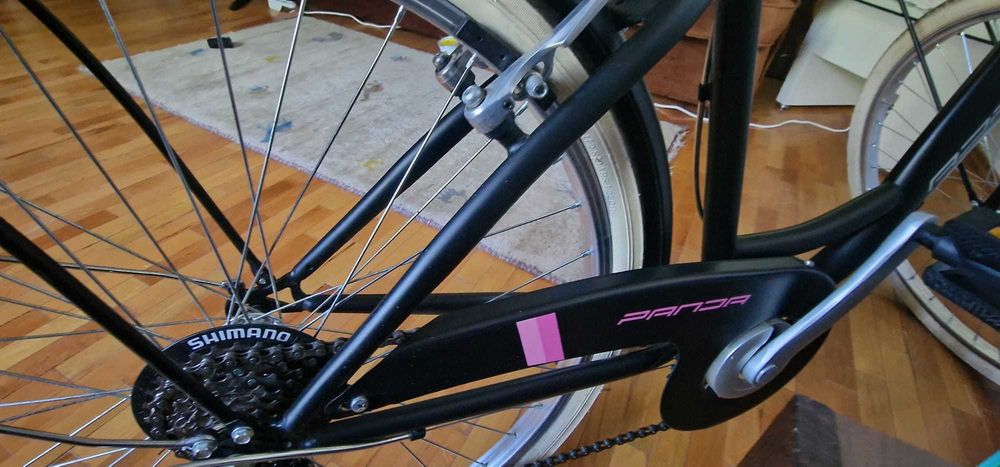 Vand Bicicleta Oras Adriatica Panda Lady - 26 Inch - echipata cu frane v-brake, 6 viteze etc.