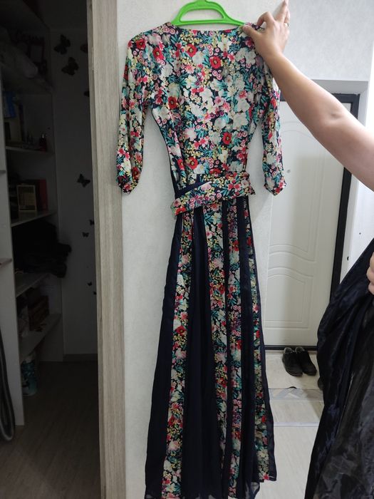 Турецкое нарядное платье в пол ( почти новое)