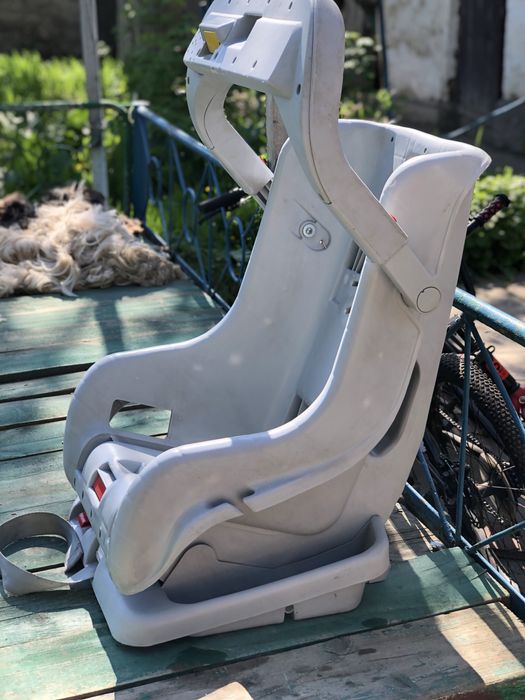 Продам детское автокресло