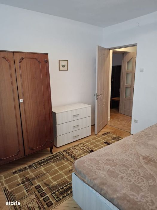 Apartament 2 camere de închiriat – complet mobilat și utilat