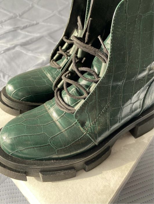 Сапожки осенние